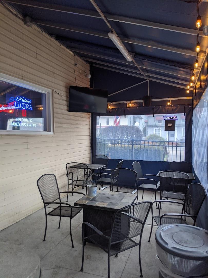 Mike's Pizza and pub